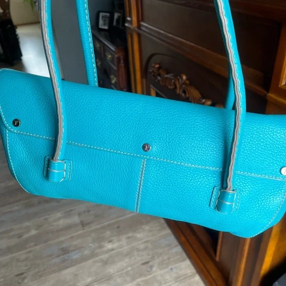 Tod's Corniche Wave East-West Small Shoulder Bag - Picture 4 of 10